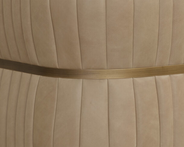 Tryor Lounge Chair - Image 3