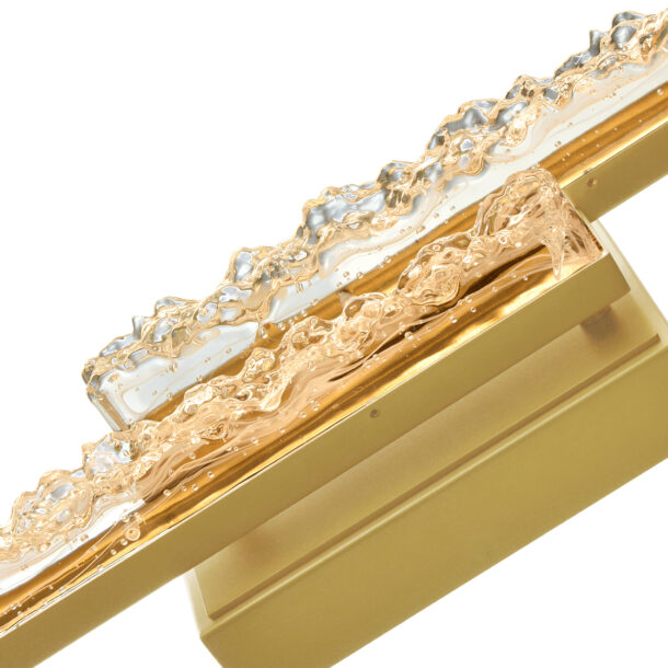 Stagger Integrated LED Brass Vanity Light - Image 4